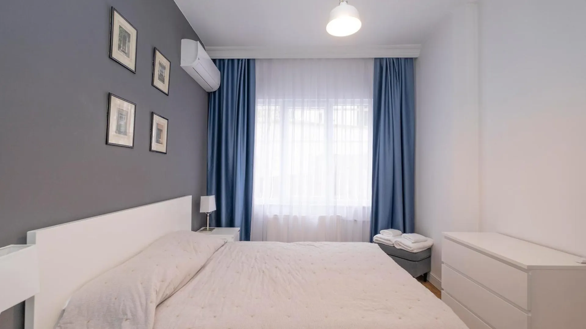 Trendy Waterfront Apt With A Striking View Isztambul Törökország