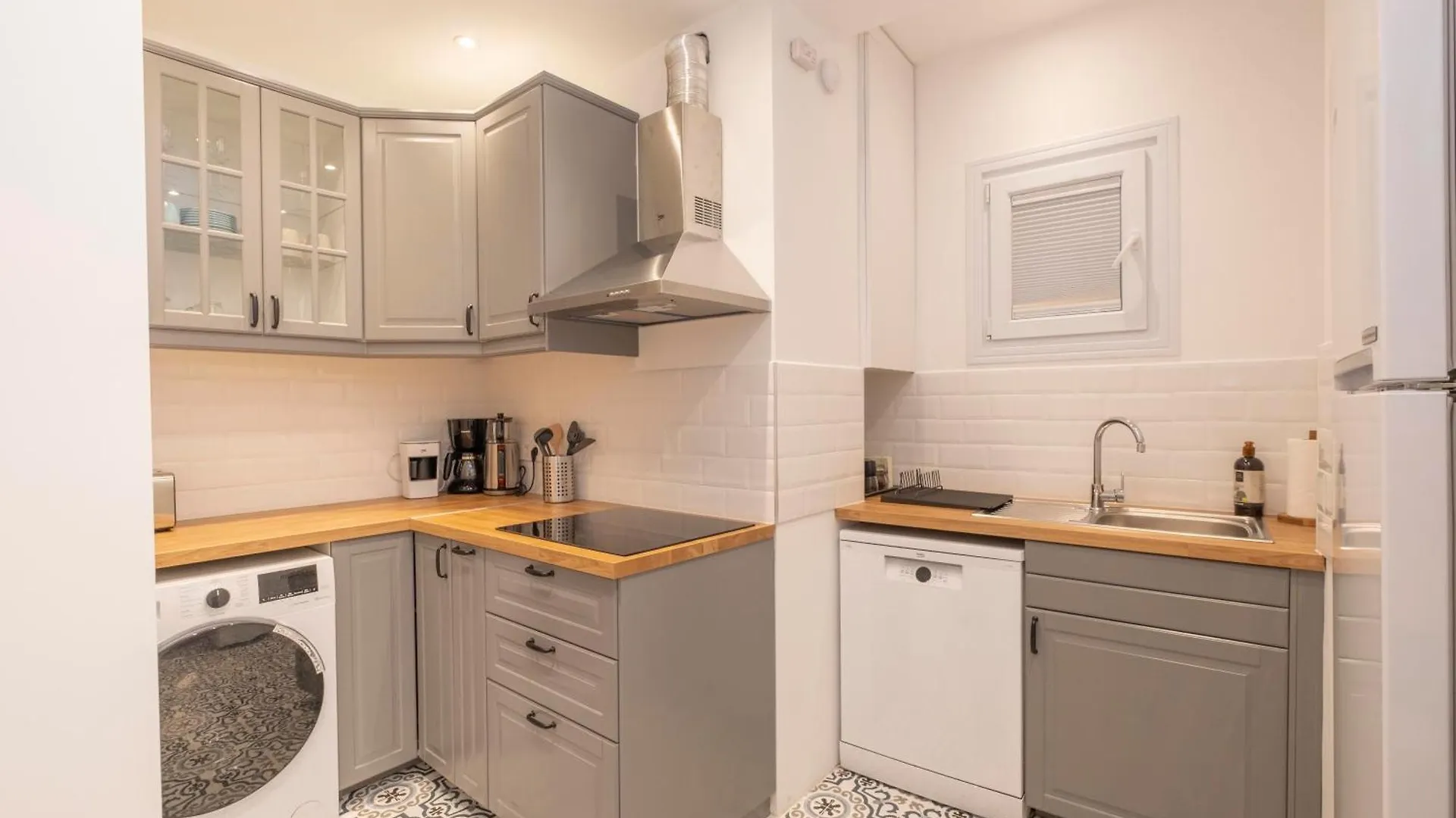 Apartman Trendy Waterfront Apt With A Striking View Isztambul