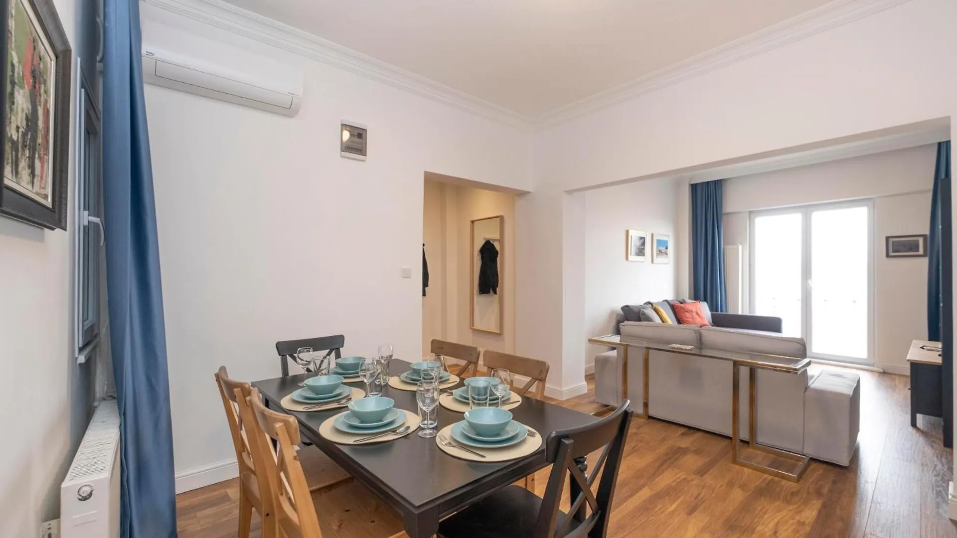 Trendy Waterfront Apt With A Striking View Isztambul Apartman